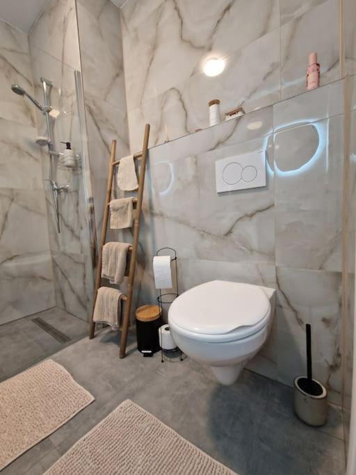 Apartman V Meste Bratislava Exterior photo